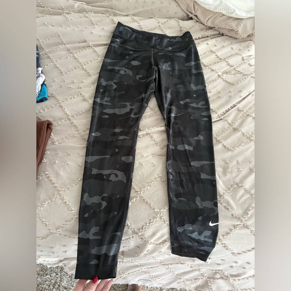 Nike Gray Camouflage Dri-FIT Leggings